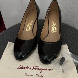 Salvatore Ferragamo Black Pumps